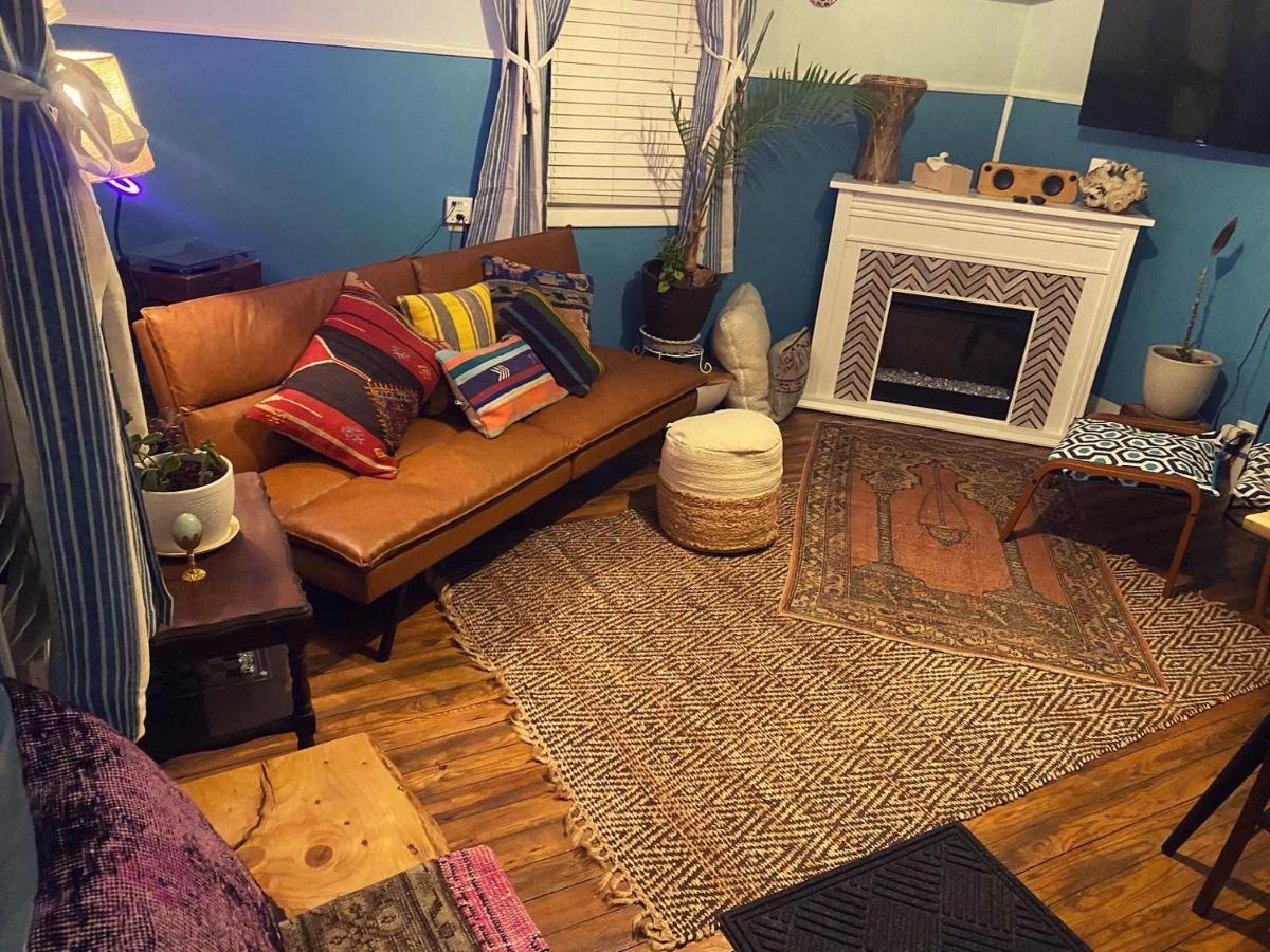Boho-Chic Retreat - Unit 3 Apartment บลูมมิงตัน ภายนอก รูปภาพ