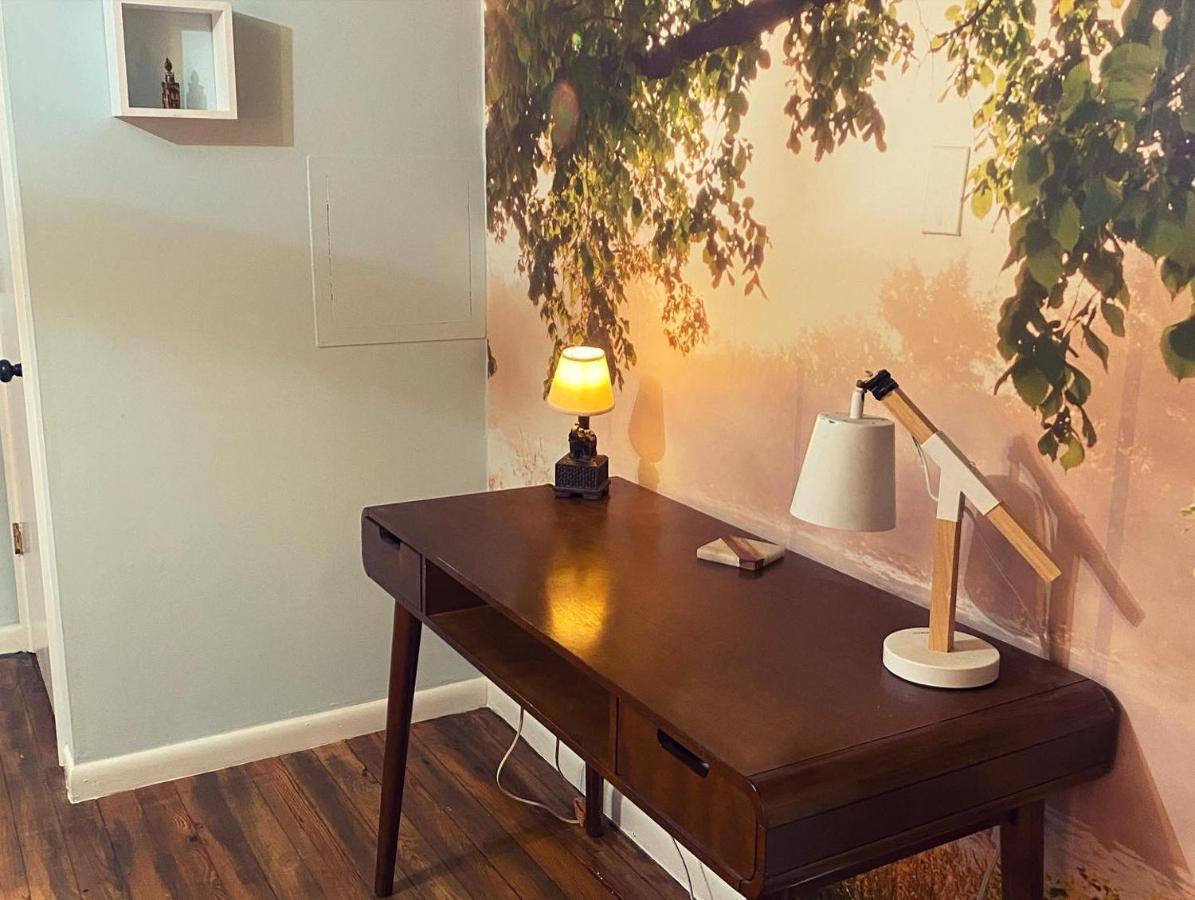 Boho-Chic Retreat - Unit 3 Apartment บลูมมิงตัน ภายนอก รูปภาพ